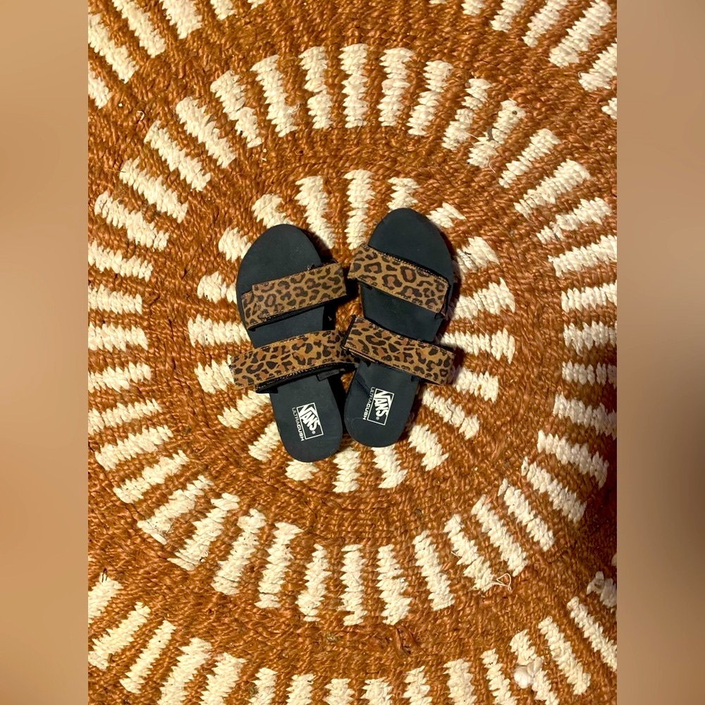 Cheetah Print Platform Vans Slides womens size 8